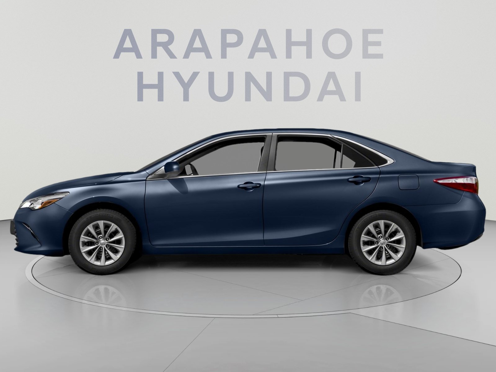 Used 2017 Toyota Camry LE FWD image 3