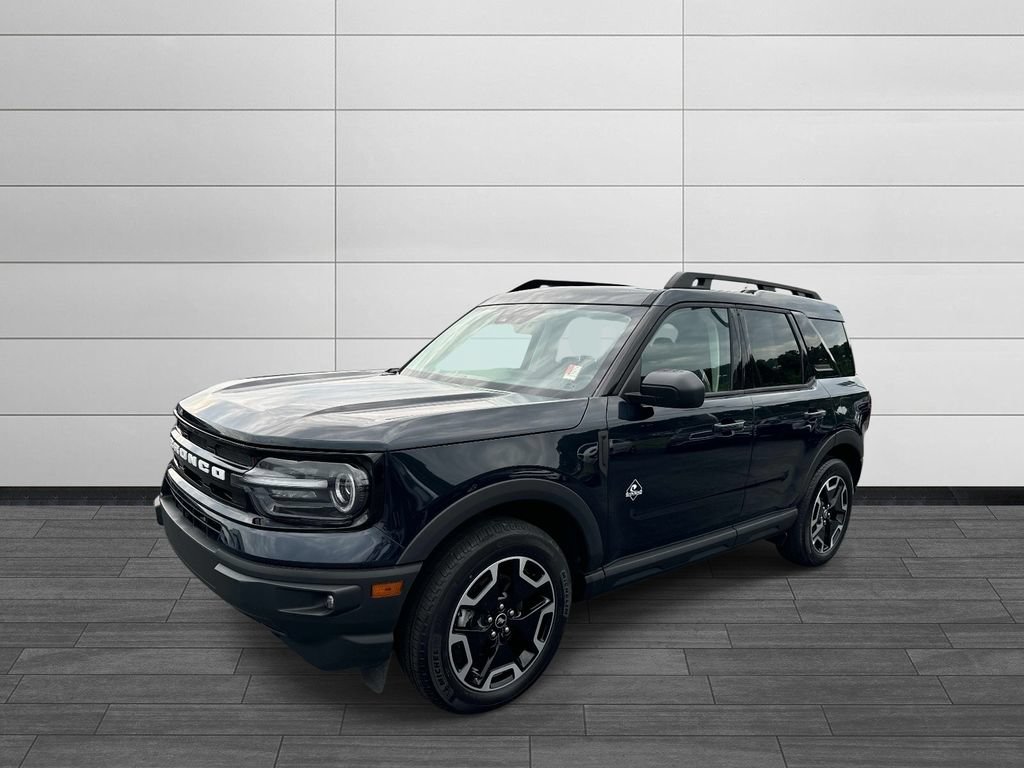 Used 2023 Ford Bronco Sport Outer Banks w/ Tech Package AWD/4WD image 7