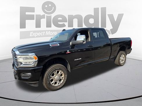 Used 2024 RAM 2500 Laramie AWD/4WD image 2