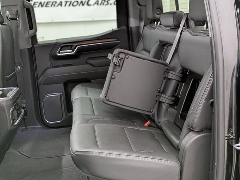 Used 2024 GMC Sierra 1500 Denali AWD/4WD image 35