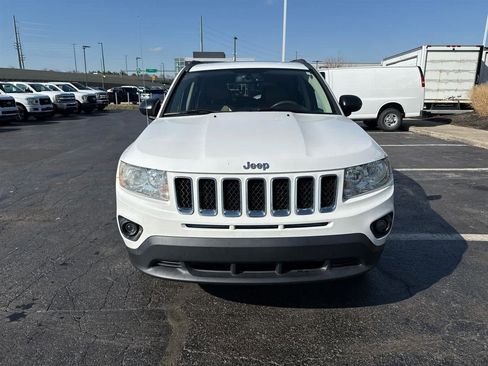 Used 2011 Jeep Compass Limited w/ Sun/Sound Group image 3