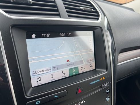 Certified 2019 Ford Explorer Limited w/ Limited Luxury Package image 14