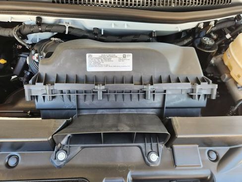 New 2026 Chevrolet Express 3500 RWD image 30