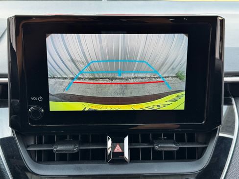 Used 2023 Toyota Corolla SE image 28