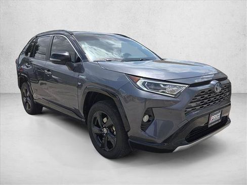 Used 2021 Toyota RAV4 XSE AWD/4WD image 3