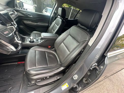 Used 2020 GMC Acadia SLT w/ Driver Alert Package II AWD/4WD image 11