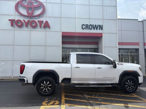 Used 2020 GMC Sierra 2500 Denali w/ Denali Ultimate Package image 3