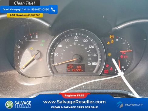 Used 2015 Kia Sorento LX image 12