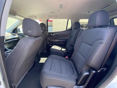 Used 2023 GMC Acadia SLE w/ Driver Convenience Package AWD/4WD image 11
