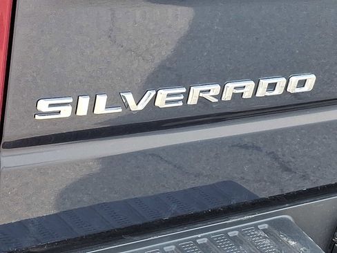 Used 2022 Chevrolet Silverado 1500 Custom image 31