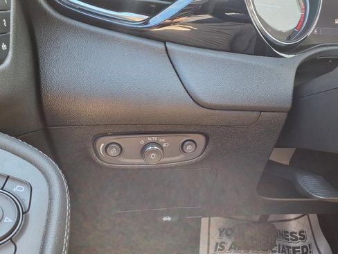 Certified 2020 Buick Encore GX Essence image 14