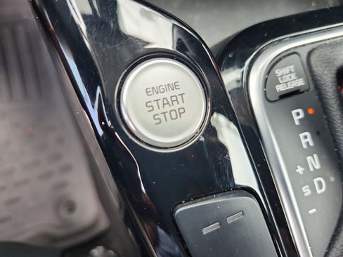 Certified 2025 Kia Soul GT-Line w/ GT-Line Technology Package FWD image 31