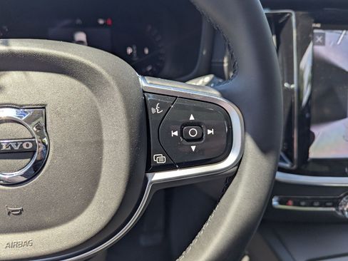 New 2026 Volvo V60 B5 Cross Country Ultra w/ Protection Package Premier image 12