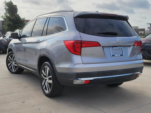 Used 2018 Honda Pilot Elite image 3