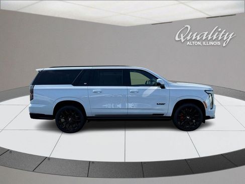 New 2026 Cadillac Escalade ESV V w/ LPO, ONYX Package AWD/4WD image 2