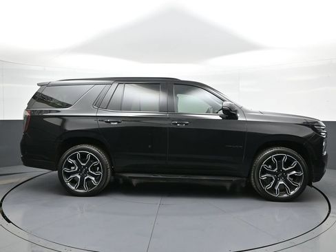 Used 2025 Chevrolet Tahoe RST w/ RST Capability Package AWD/4WD image 5
