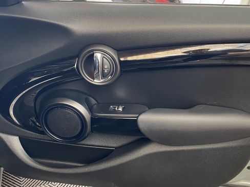 Used 2021 MINI Cooper S w/ 6.5" Touchscreen Package FWD image 7