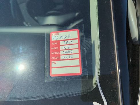 Certified 2025 Kia Seltos S image 6