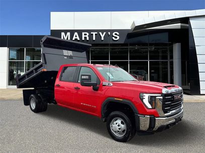 New 2025 GMC Sierra 3500 Pro w/ Convenience Package