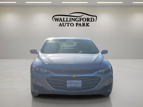 Used 2024 Chevrolet Malibu LT image 2