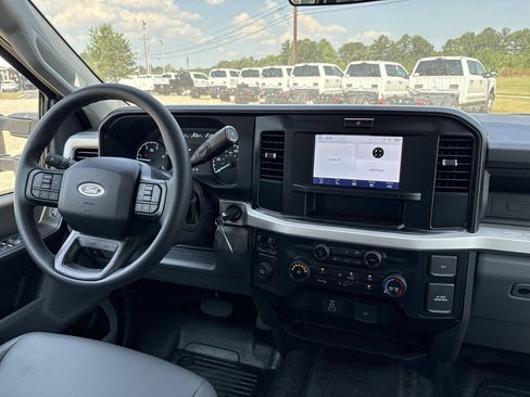 New 2026 Ford F450 XL RWD image 3