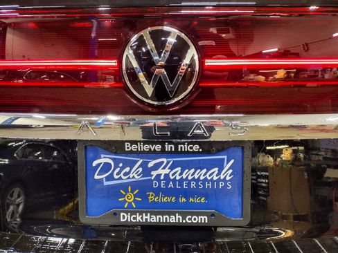 New 2026 Volkswagen Atlas SE image 15