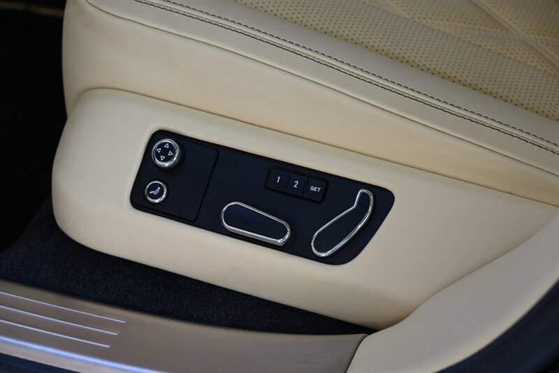 Used 2014 Bentley Flying Spur W12 AWD/4WD image 35