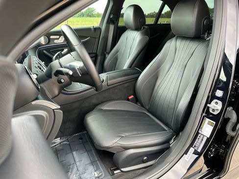 Used 2022 Mercedes-Benz E 350 Sedan image 17