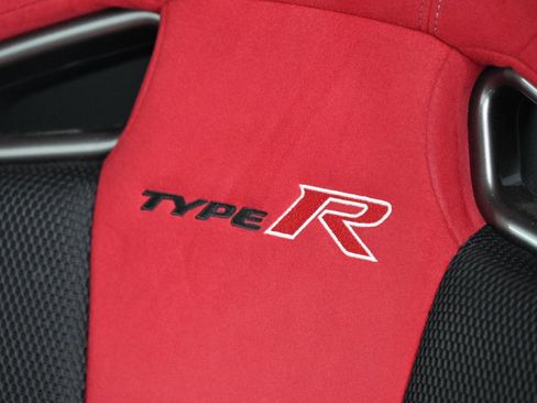 Used 2018 Honda Civic Type R image 20