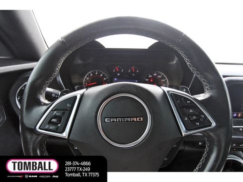 Used 2022 Chevrolet Camaro LT RWD image 12