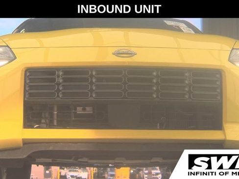 Used 2024 Nissan Z Performance w/ Floor Mat Package RWD image 3