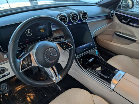 Used 2024 Mercedes-Benz C 300 4MATIC Sedan image 16