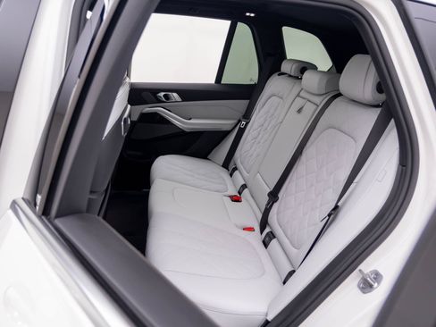 Certified 2026 BMW X5 xDrive40i AWD/4WD image 18