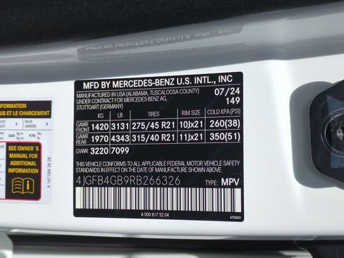Certified 2024 Mercedes-Benz GLE 450e 4MATIC image 39