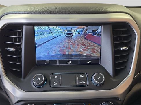 Used 2023 GMC Acadia SLT w/ Elevation Edition image 20