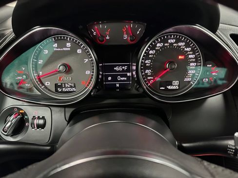 Used 2014 Audi R8 V8 AWD/4WD image 27