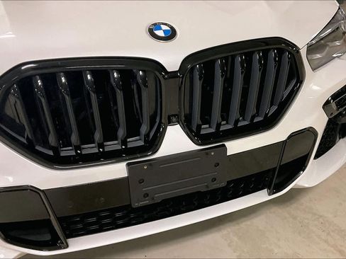 Used 2023 BMW X6 xDrive40i w/ M Sport Package image 30