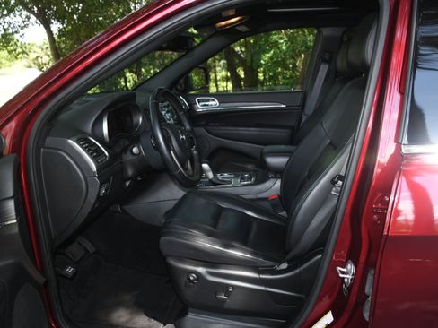 Used 2022 Jeep Grand Cherokee Limited AWD/4WD image 8