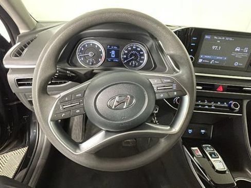Used 2023 Hyundai Sonata SE FWD image 14