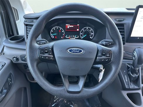 Used 2022 Ford Transit 350 XLT image 24
