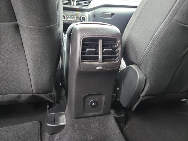 Used 2025 Ford Escape Active AWD/4WD image 33