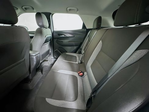 Used 2024 Chevrolet TrailBlazer LS image 26