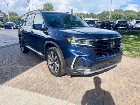 Used 2024 Honda Pilot Elite image 8