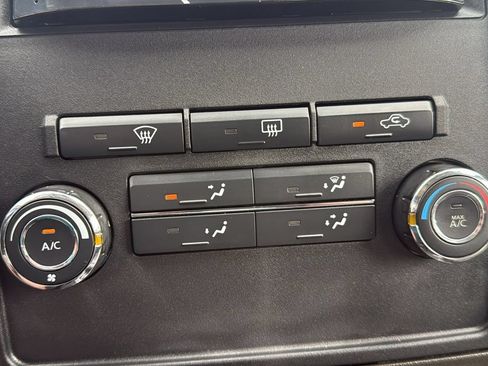 Used 2012 Nissan Xterra S AWD/4WD image 24
