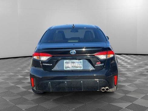 Used 2024 Toyota Corolla SE image 4