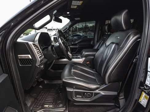 Used 2018 Ford F150 Platinum w/ Technology Package AWD/4WD image 27