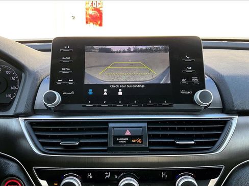 Used 2020 Honda Accord LX image 13