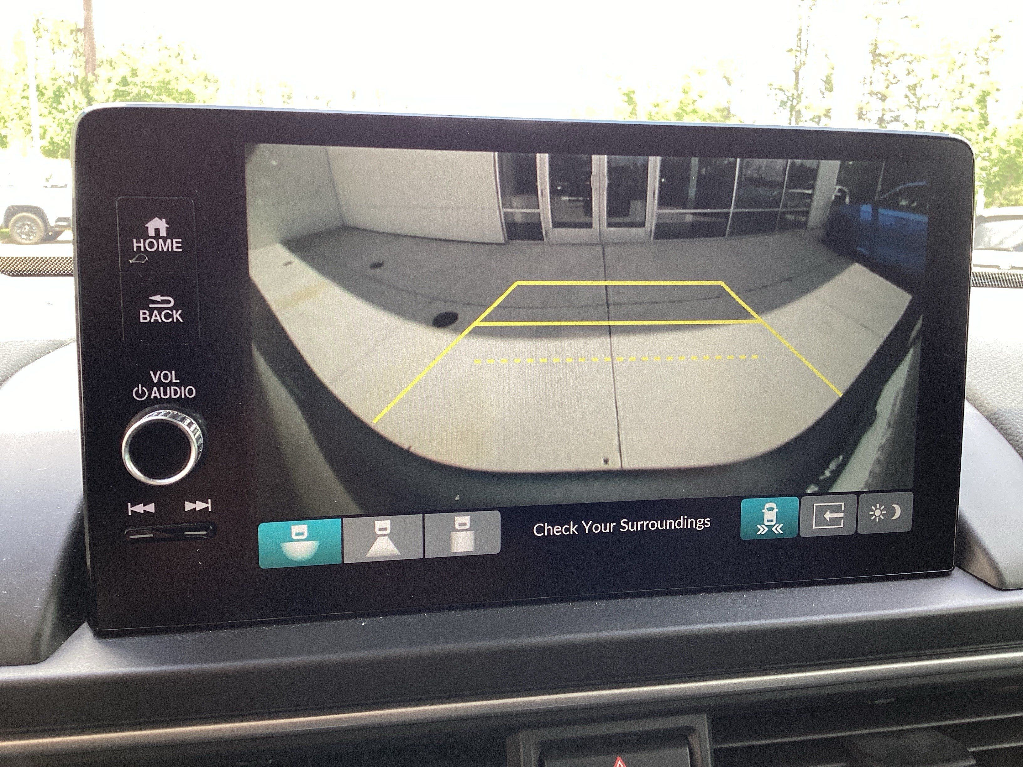 Used 2025 Honda Pilot EX-L image 25