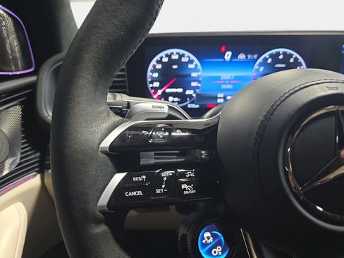 Used 2024 Mercedes-Benz GLS 63 AMG 4MATIC image 17