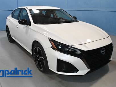 Certified 2025 Nissan Altima 2.5 SR